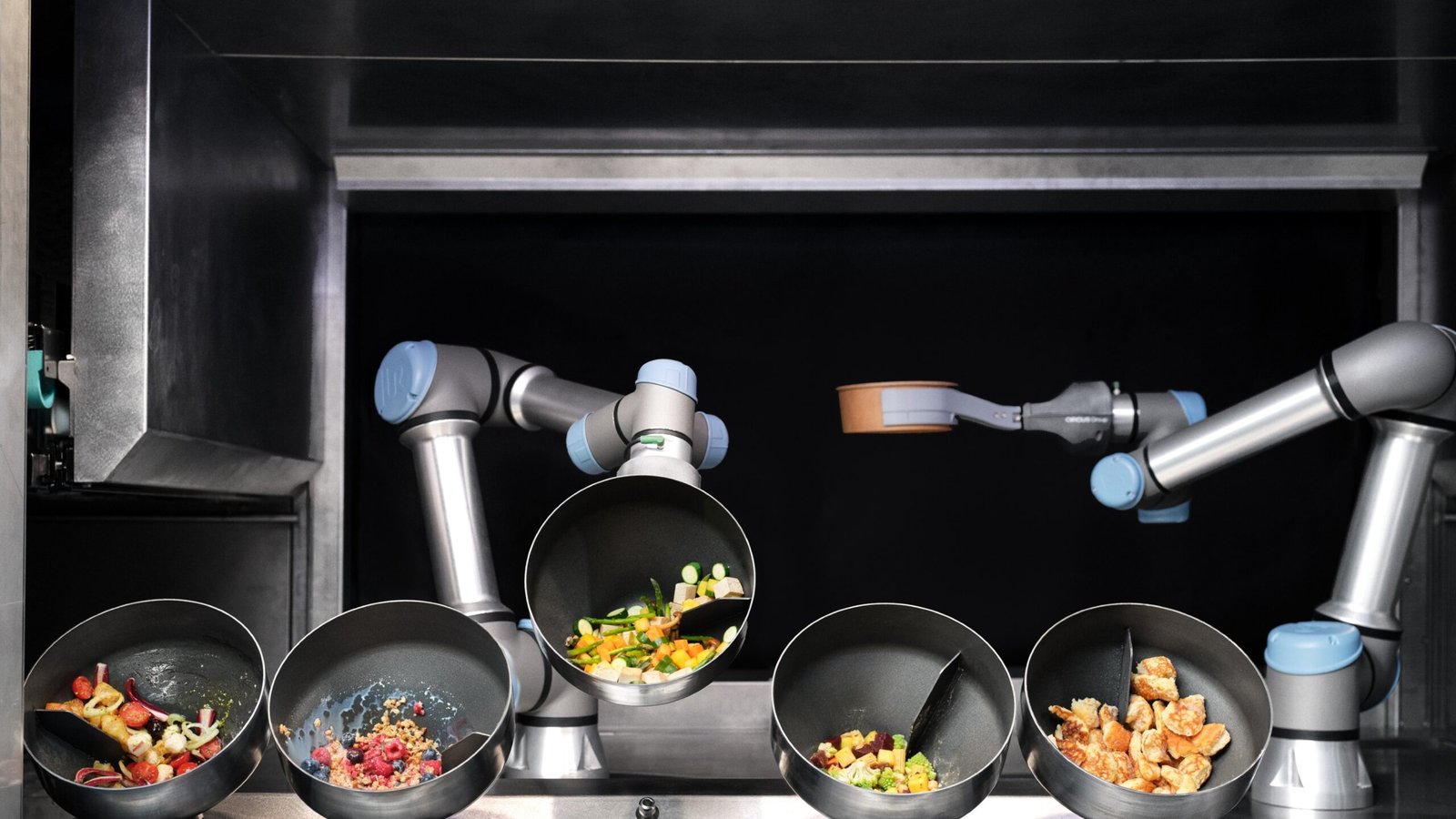 Um robô cozinheiro que prepara comida, lava pratos