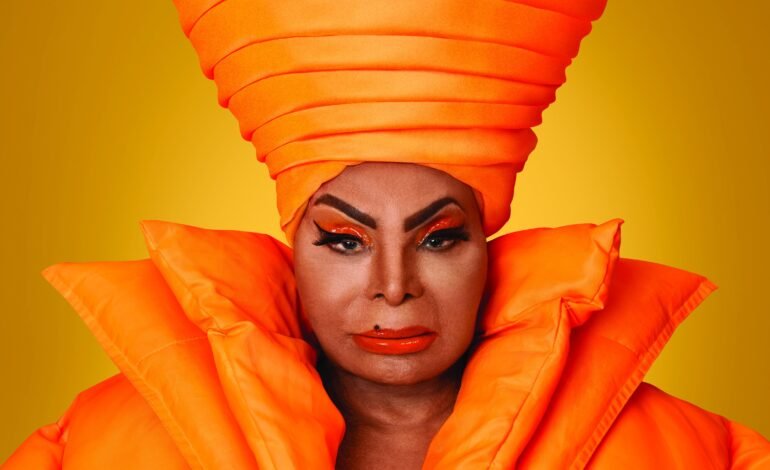 Elza Soares (1930-2022), cantora carioca, aliou o balanço