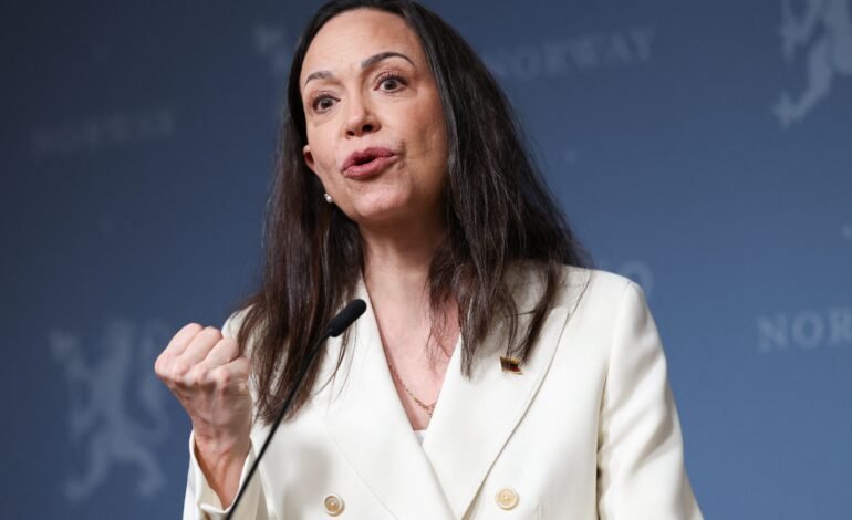 Pelo menos três escritores desistiram de participar do