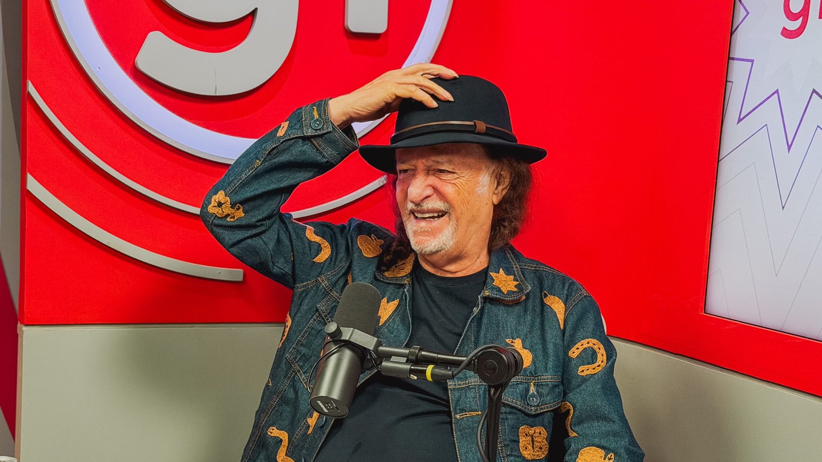 O cantor pernambucano Alceu Valença anunciou a turnê