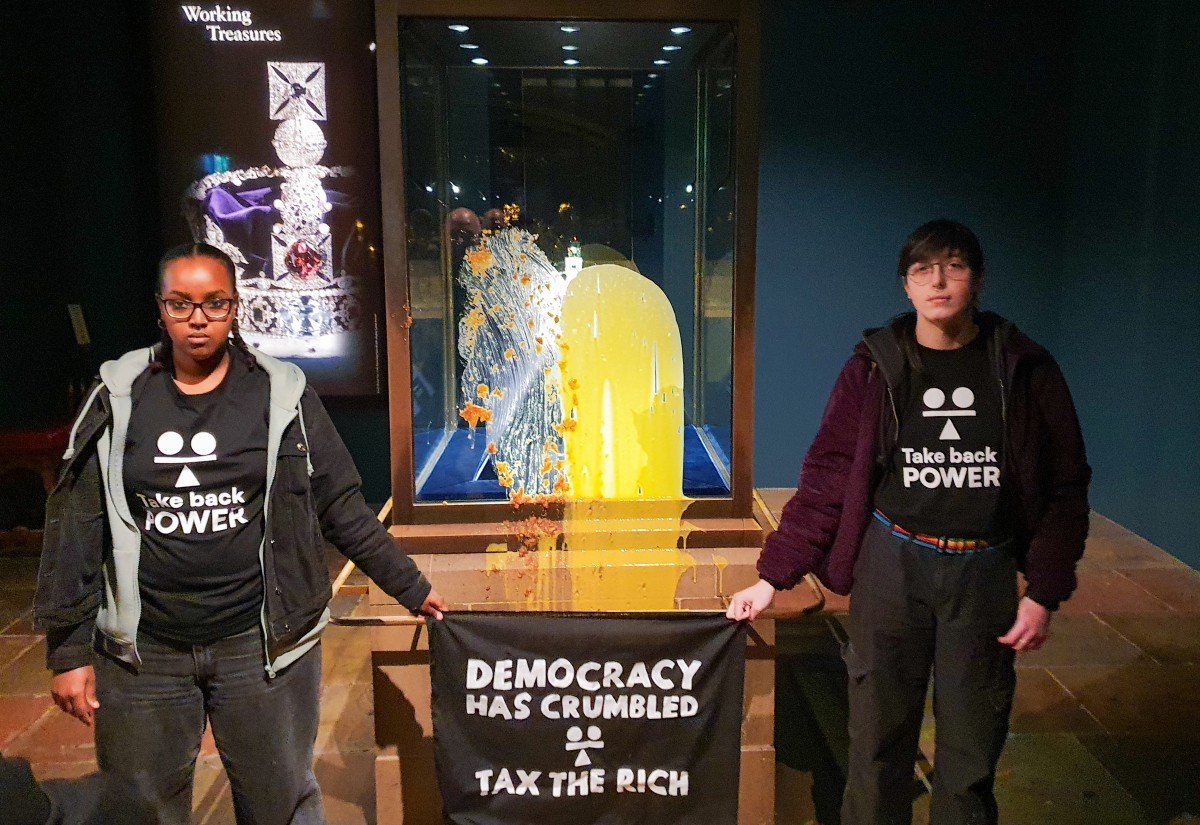 Quatro manifestantes foram presos neste sábado (6) após