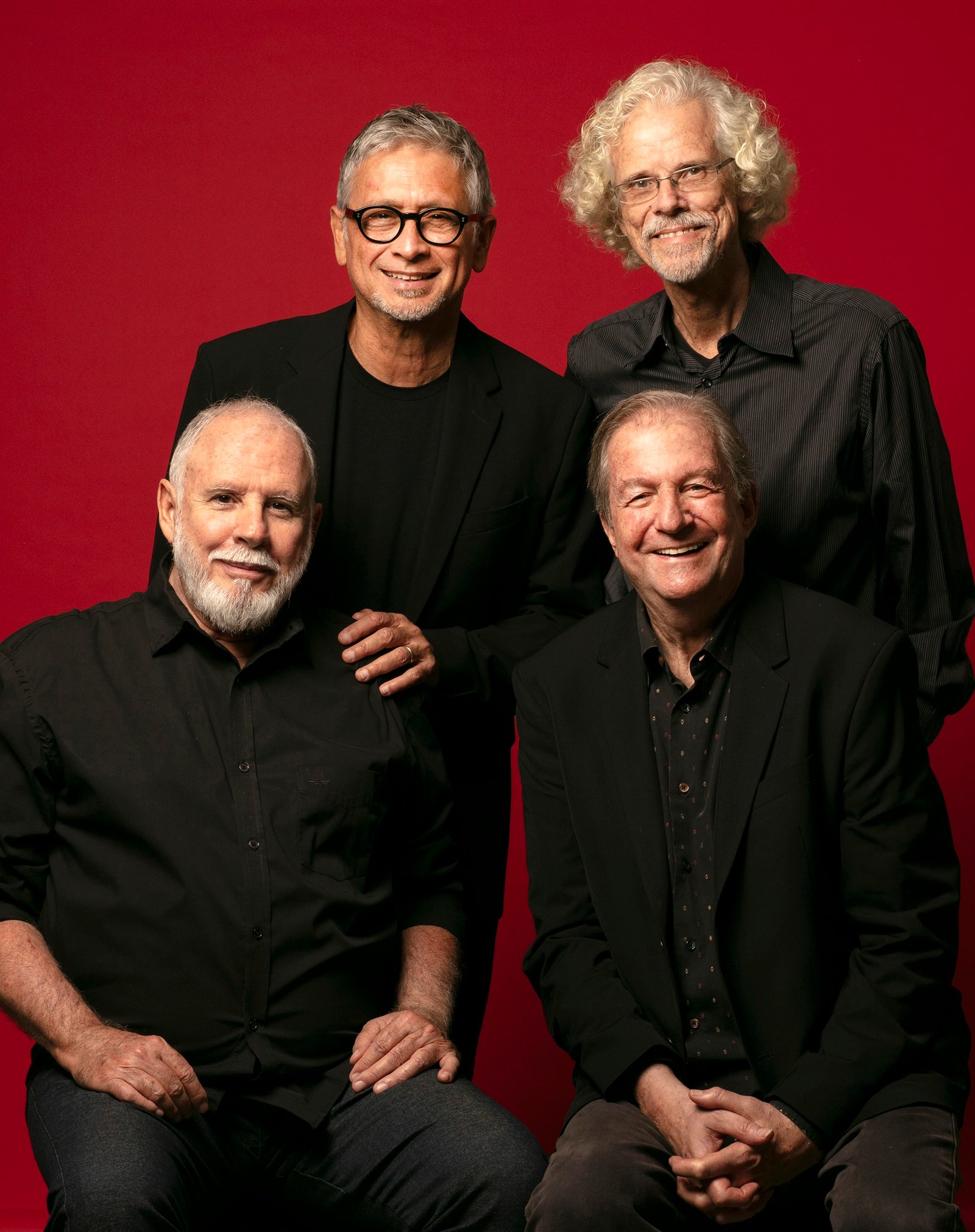 O grupo Boca Livre anuncia a produção de um álbum