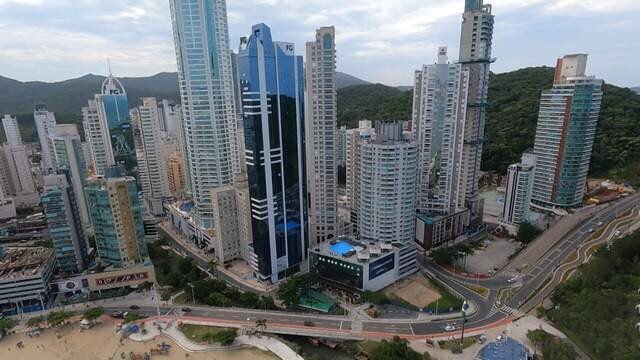 A Aluu firmou uma parceria com a Loft para ampliar