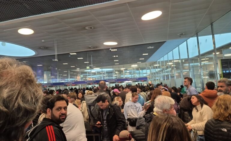 Após relatos de longas filas e caos no Aeroporto Humberto