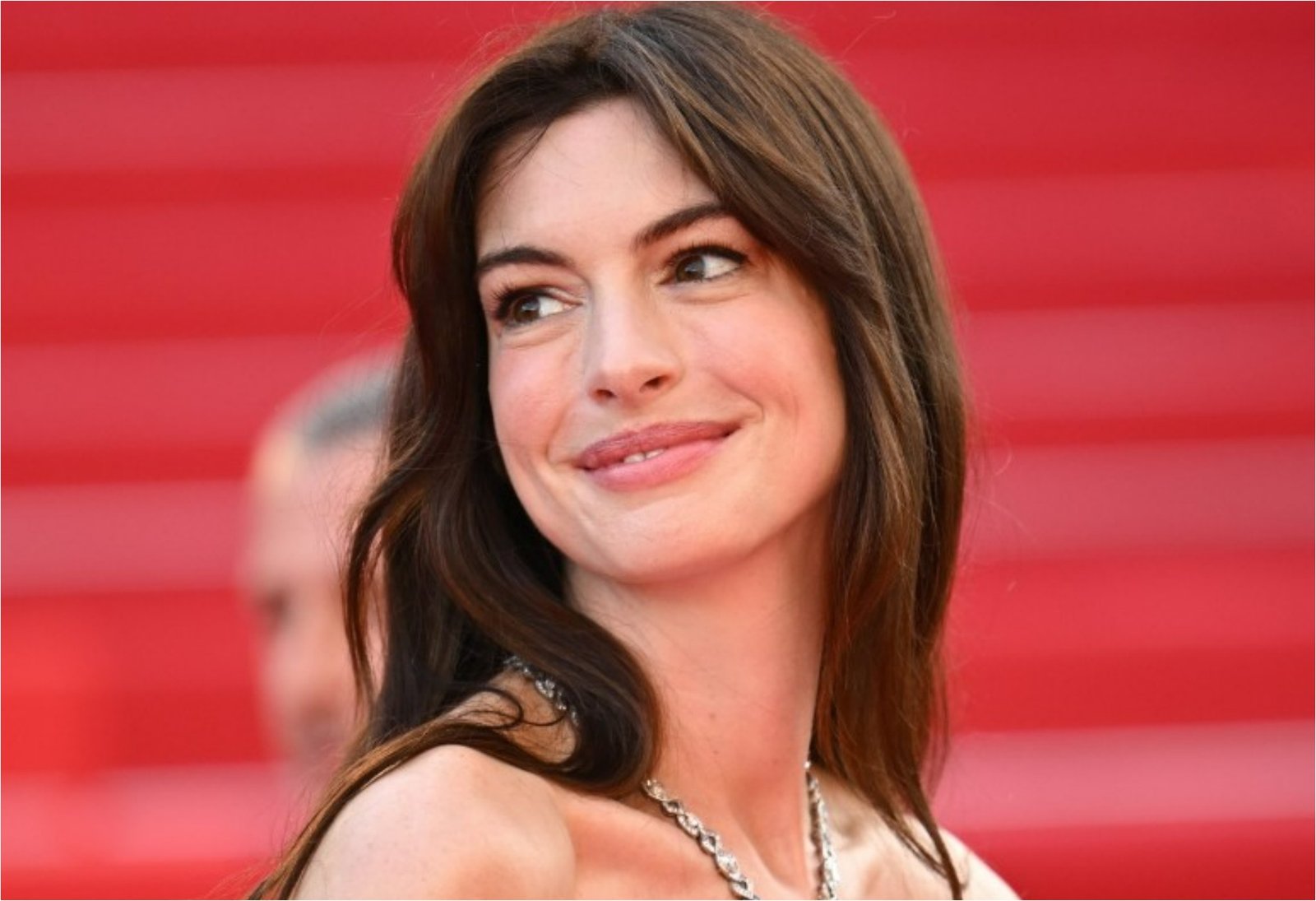 A atriz norte-americana Anne Hathaway recebeu uma enxurrada