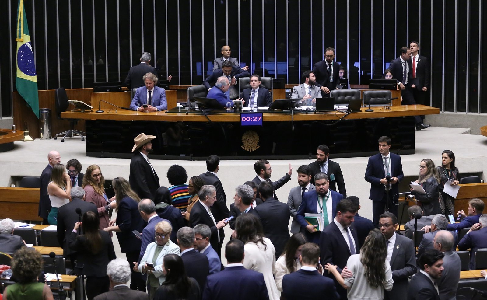 A Câmara dos Deputados aprovou nesta segunda-feira (15)