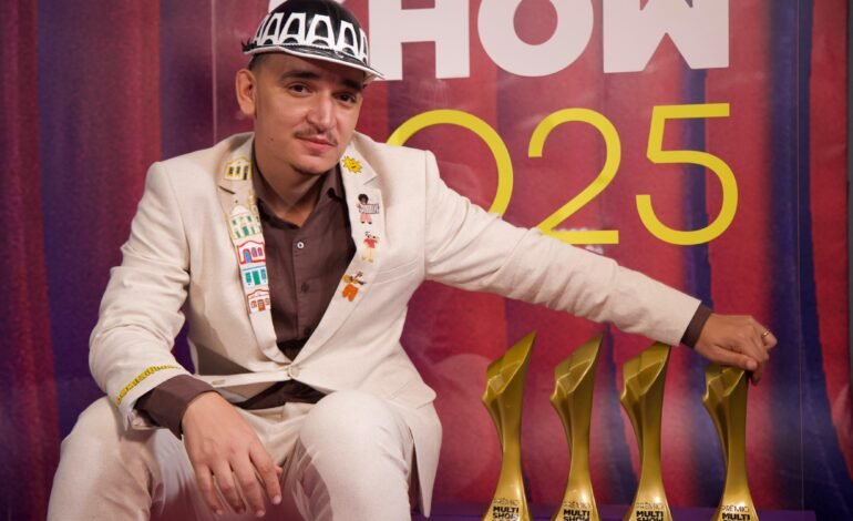 João Gomes foi o grande vencedor do Prêmio Multishow 2025