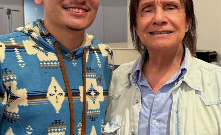 O cantor pernambucano João Gomes participará do especial