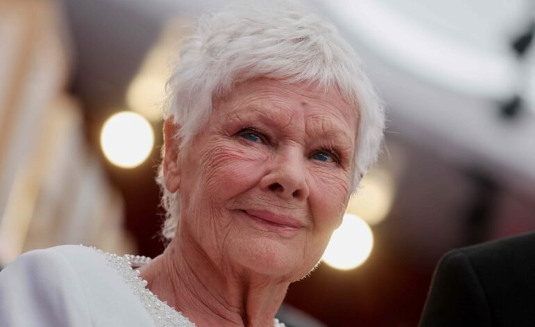 A atriz britânica Judi Dench defendeu o produtor