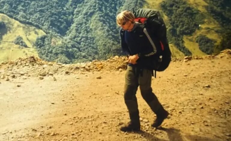 Karl Bushby iniciou em 1998 uma caminhada de