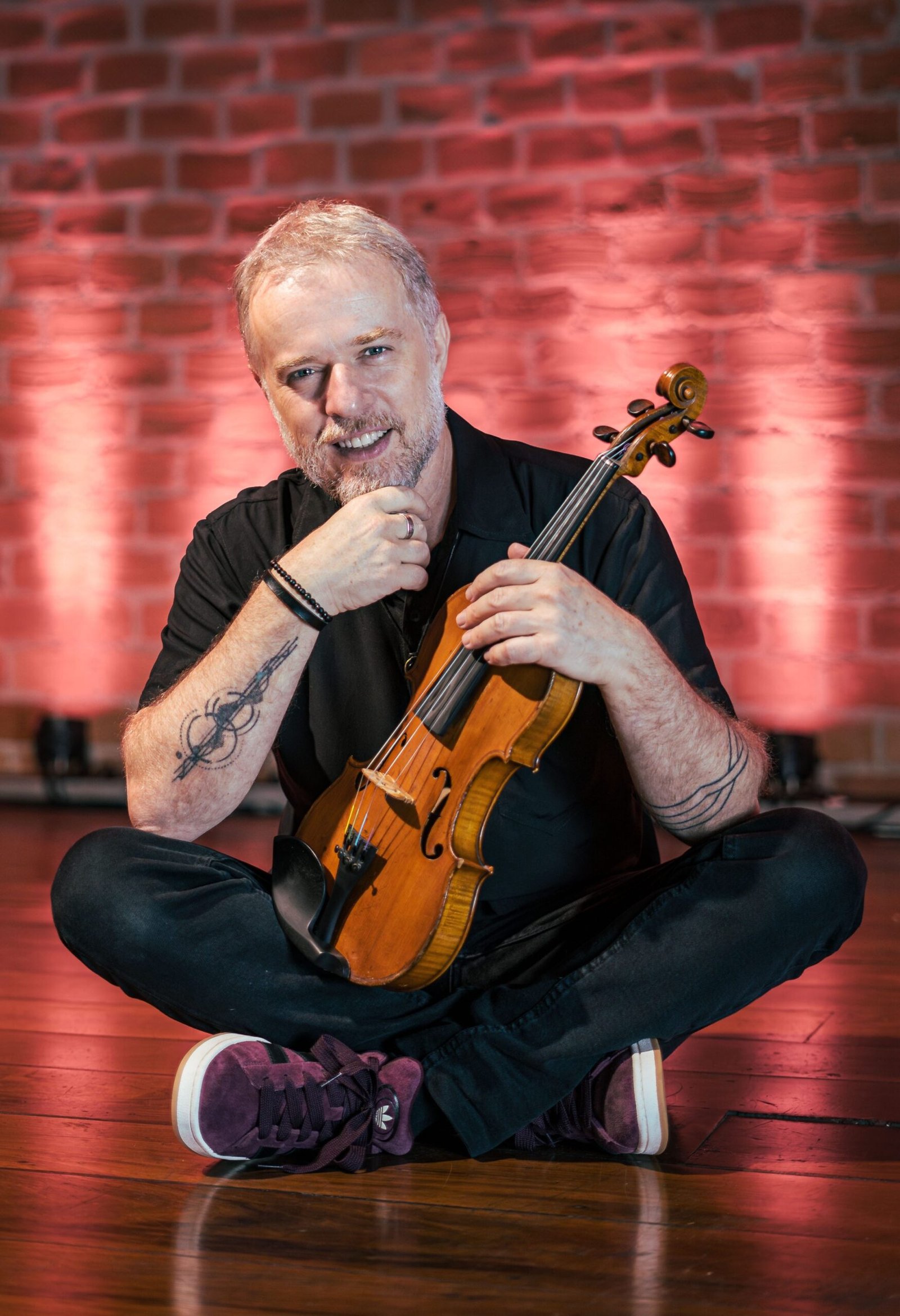 O violinista Nicolas Krassik lança o álbum audiovisual