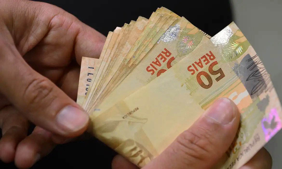 Mais de 141 mil trabalhadores ainda não sacaram