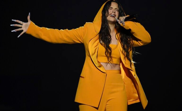 A cantora Rosalía confirmou a realização de um show no