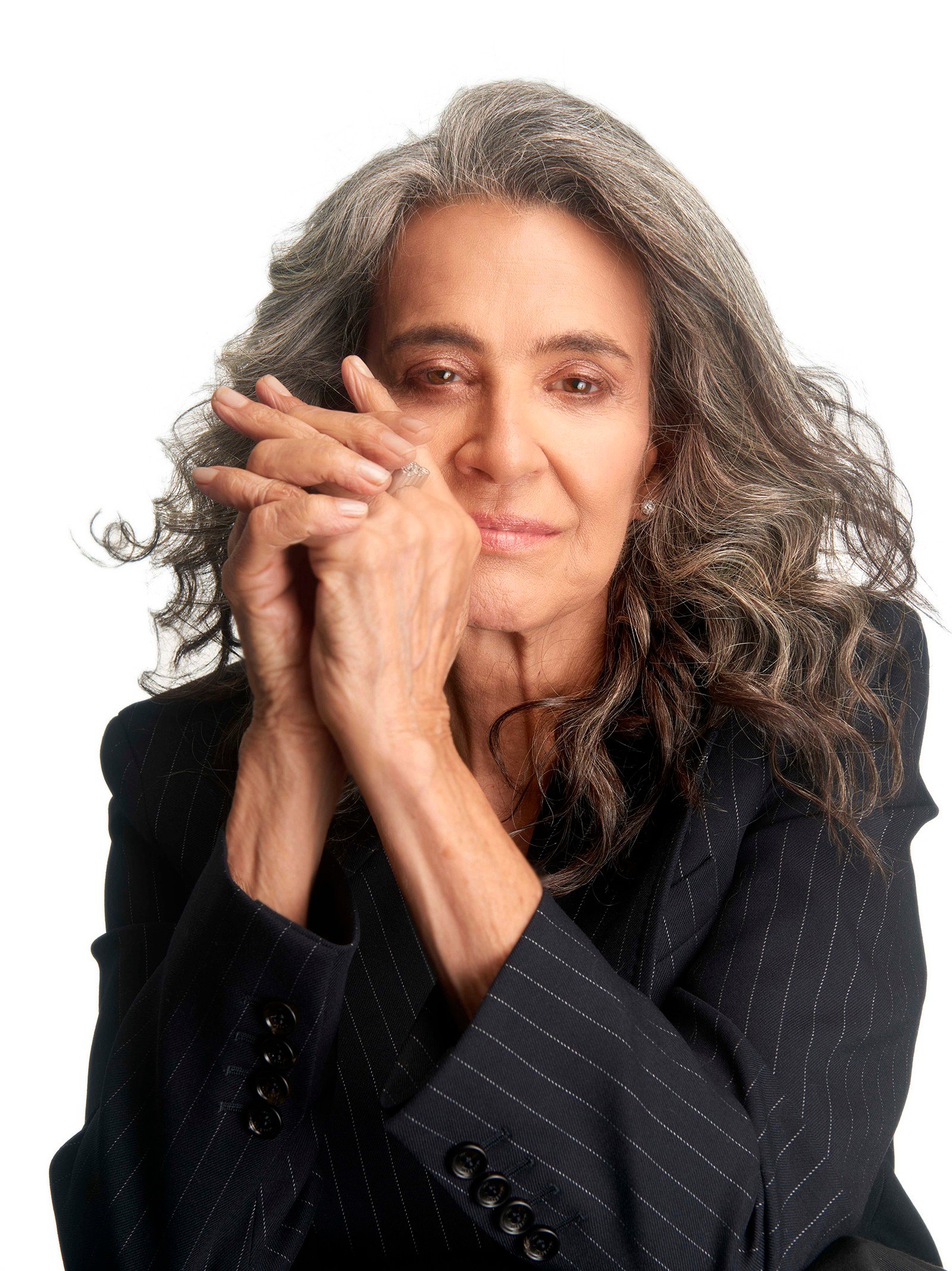 A cantora Simone e a Universal Music lançaram