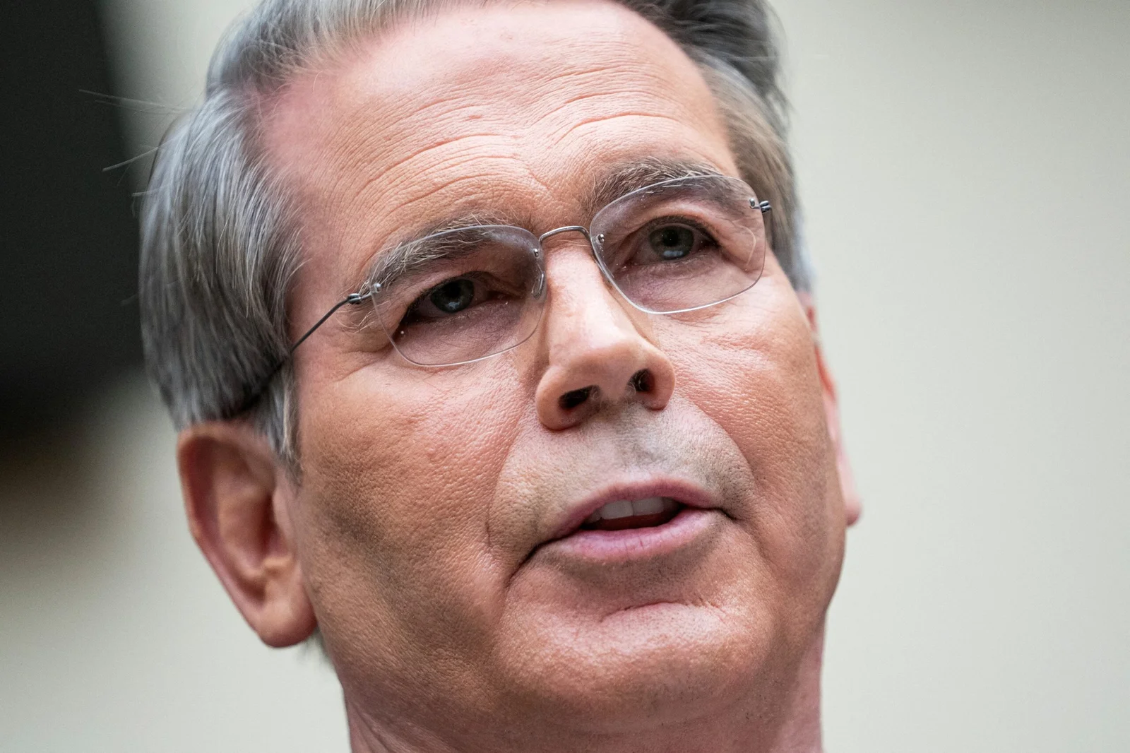 Scott Bessent, secretário do Tesouro americano, participa de