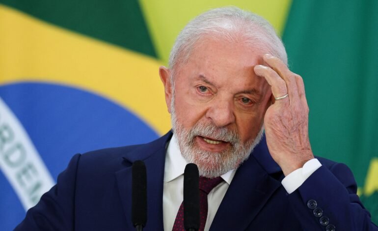 O governo federal anunciou neste sábado (17), em