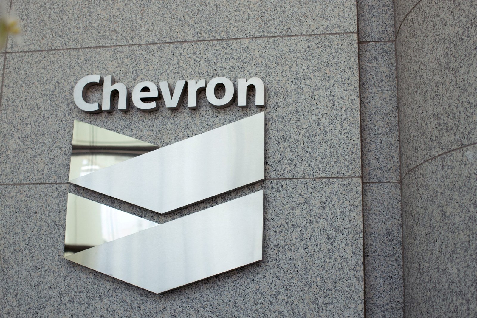 EUA: Chevron pode atuar na Venezuela; ação flexibiliza