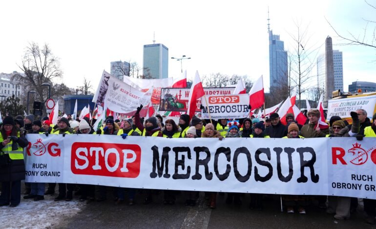 A União Europeia aprovou provisoriamente nesta sexta-feira (