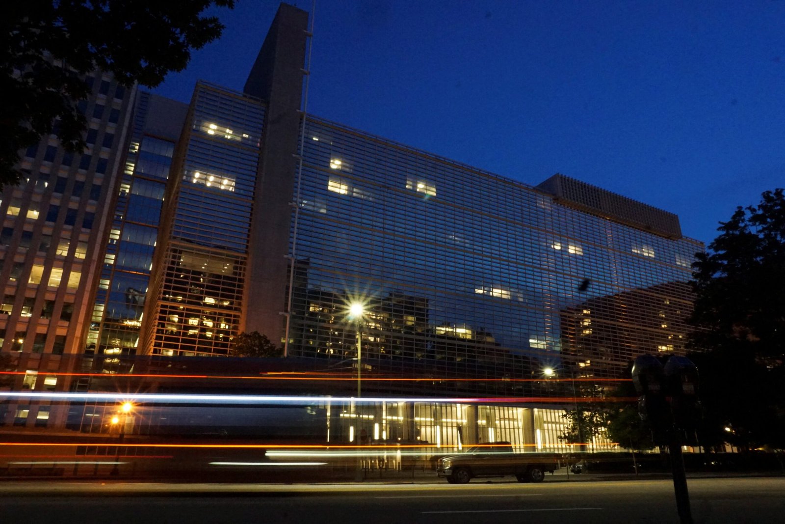 O crescimento da economia brasileira deve desacelerar para