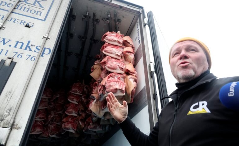 Agricultores franceses realizaram inspeções simbólicas em ca