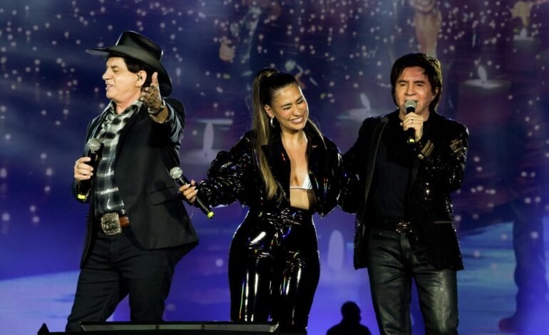 A música “Evidências”, interpretada pela dupla Chitãozinho e