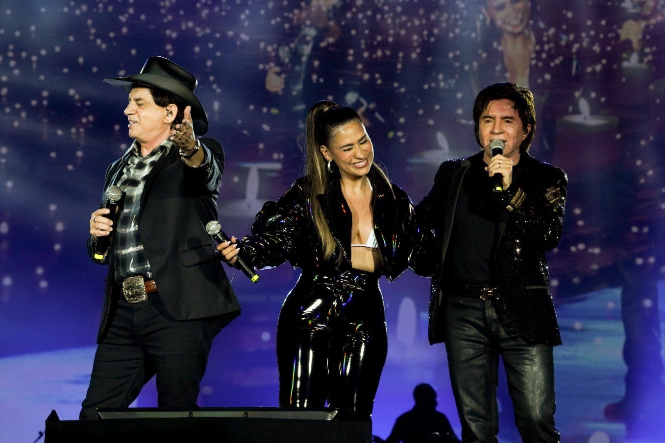 A música “Evidências”, interpretada pela dupla Chitãozinho e