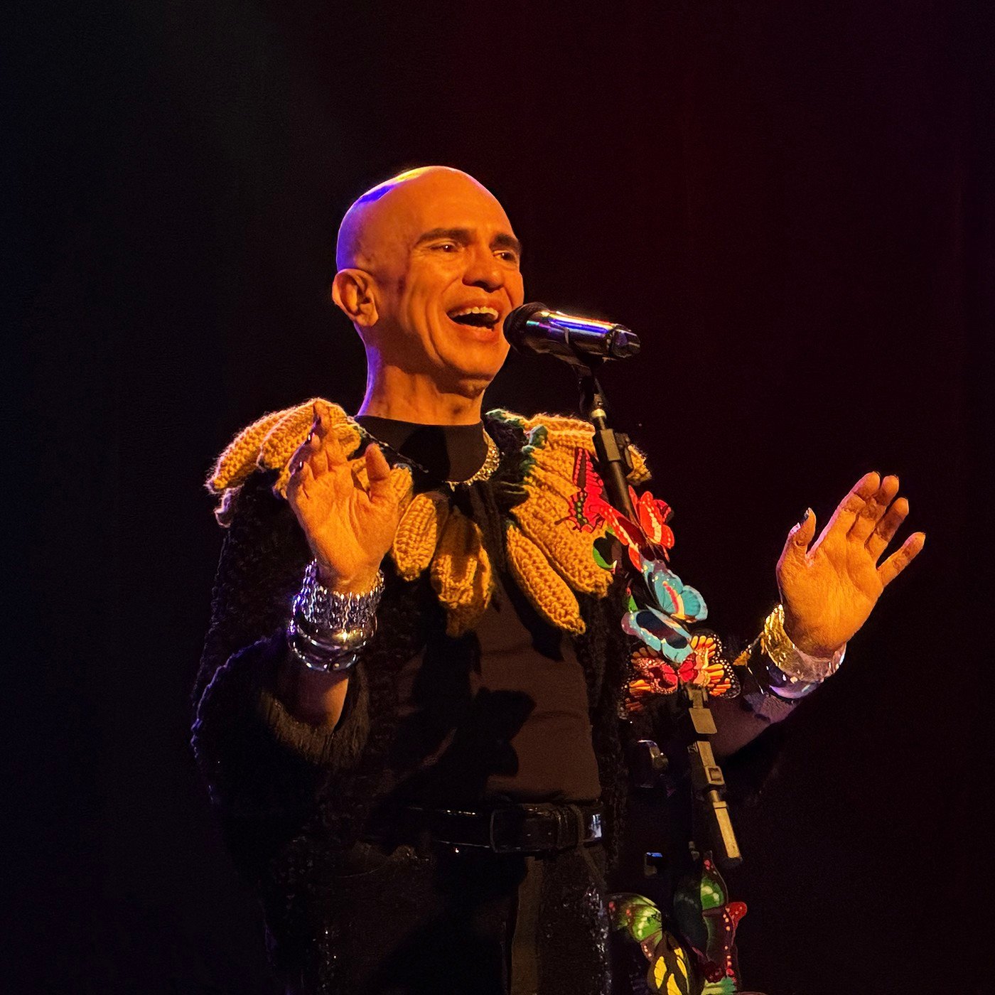 Edson Cordeiro apresentou no Teatro Rival Petrobras, no