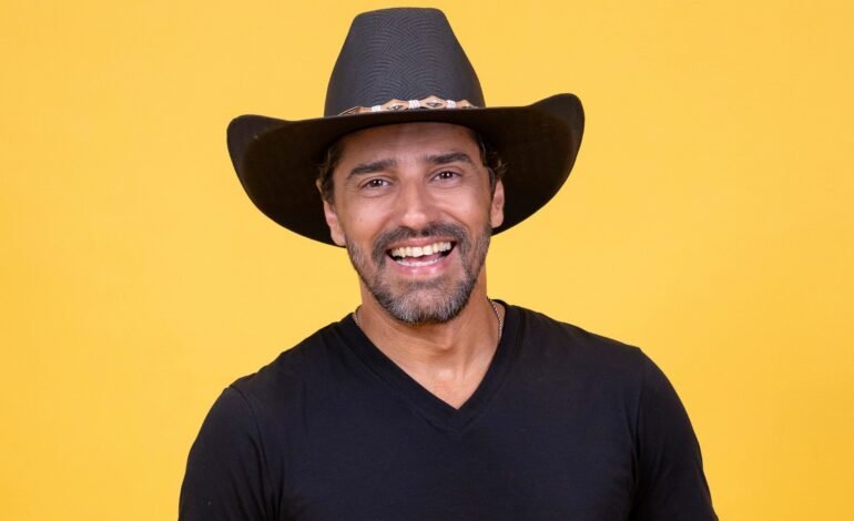 Alberto Cowboy retornou ao “BBB 26” como um dos veteranos