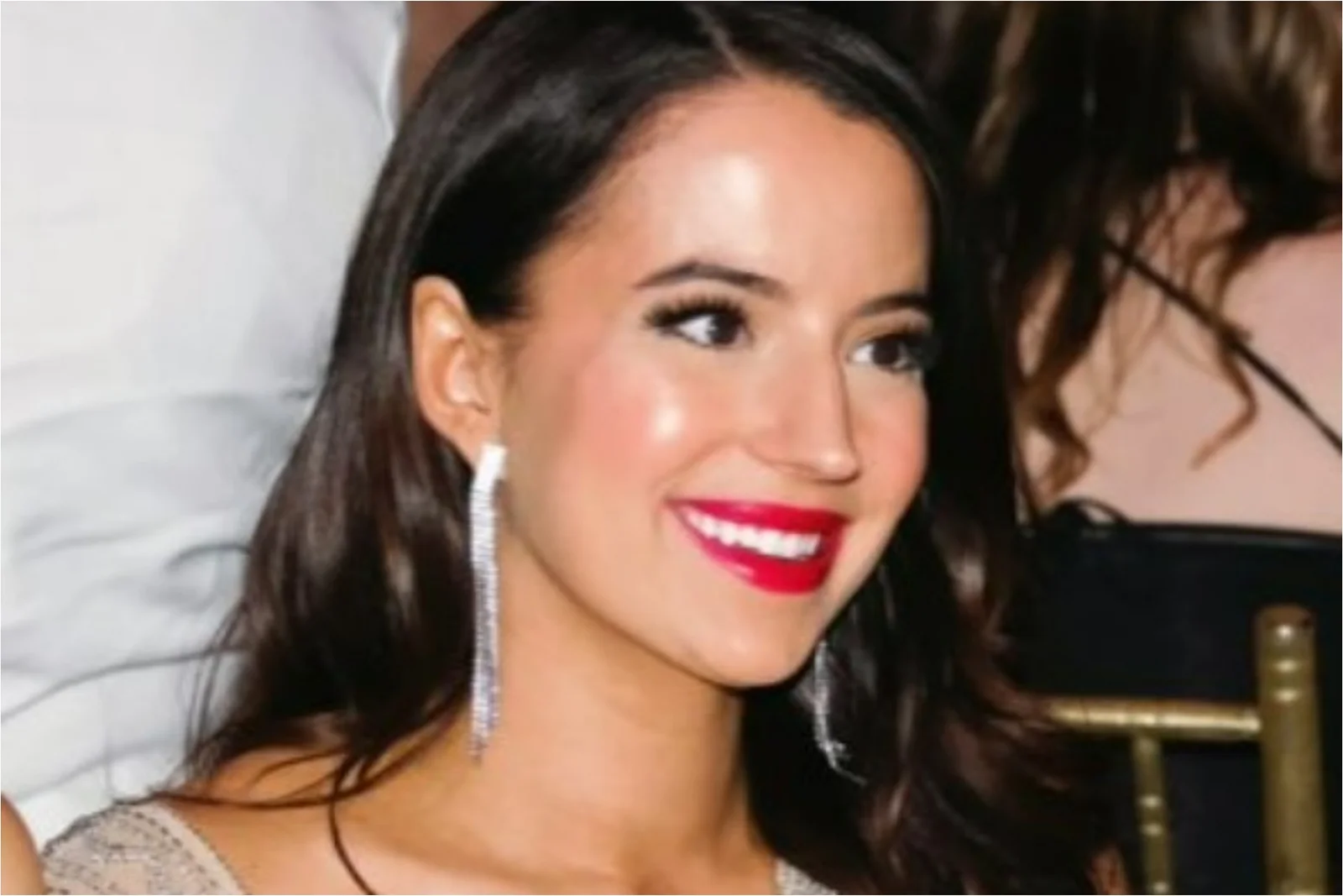 Mãe de filho de elon musk processa empresa de ia por criação