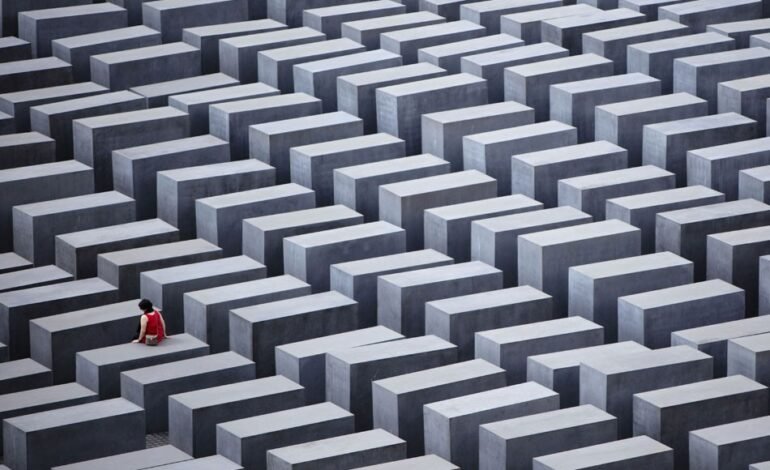 O governo da Alemanha e instituições memoriais exigem