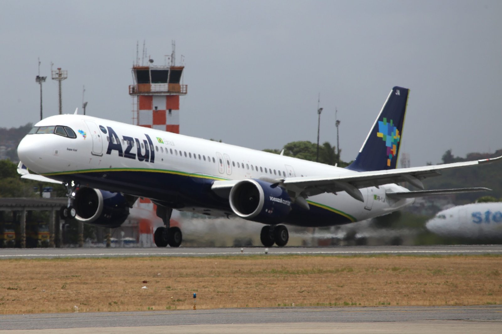 As ações da Azul caíram mais de 70%