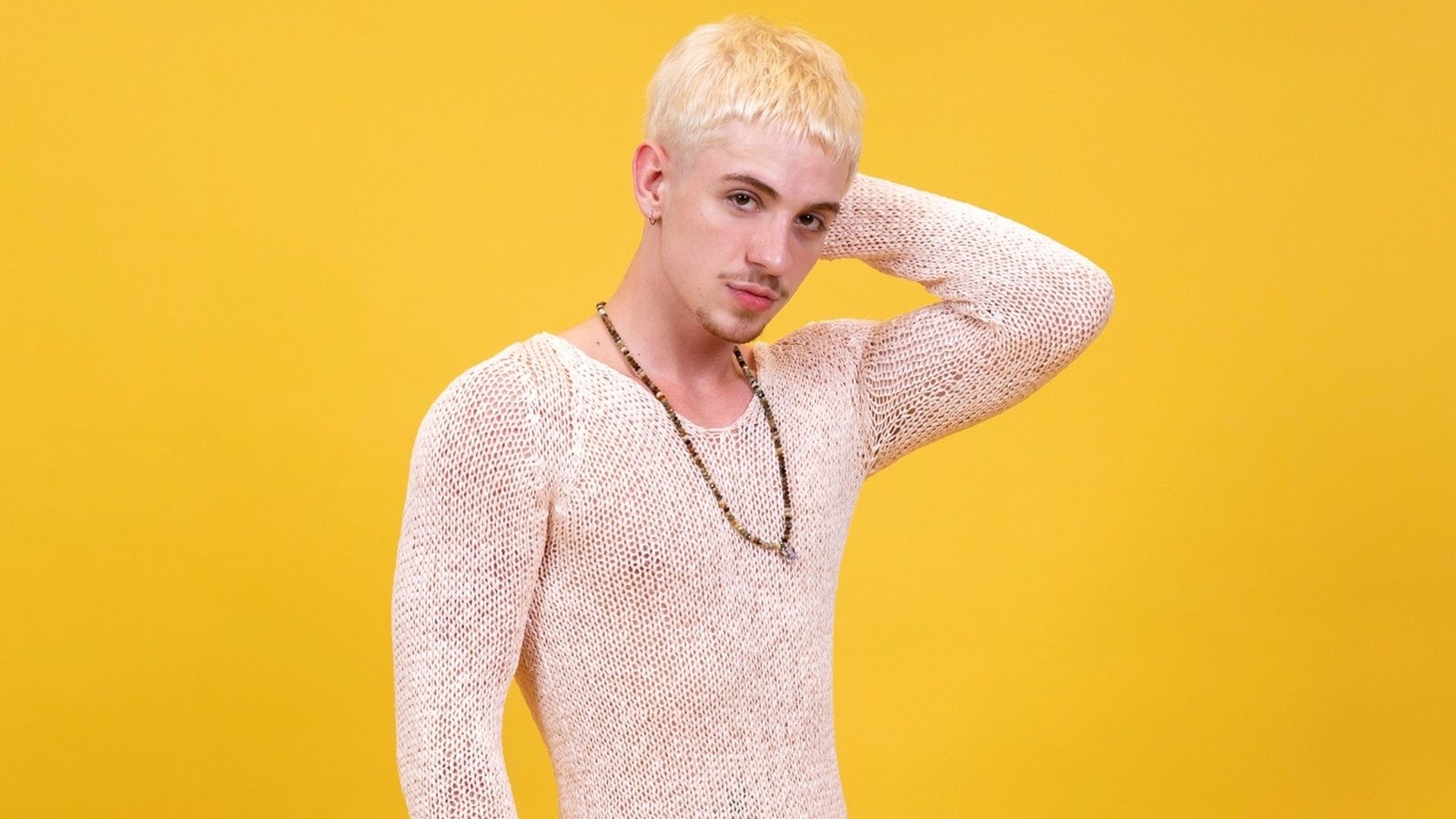 O dançarino e influenciador digital Juliano Floss foi