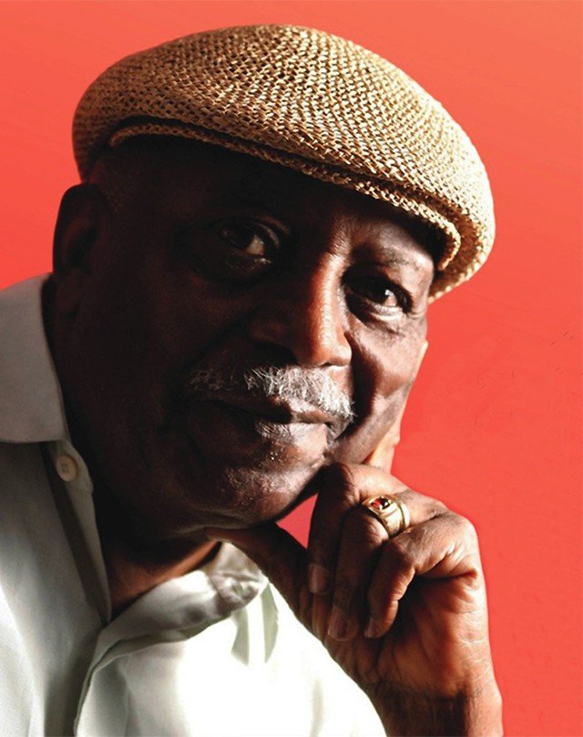 O maestro Moacir Santos, compositor e arranjador pernambucan