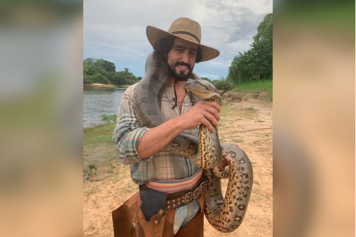 O ator Renato Góes relembrou um episódio inusitado