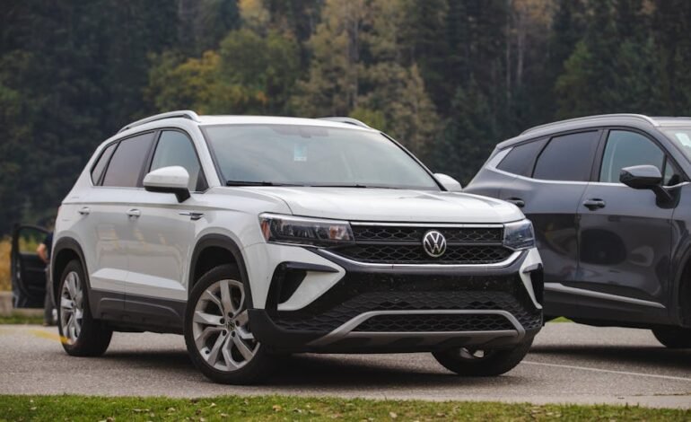 Novo Volkswagen Taos 2026 reformula visual para peitar