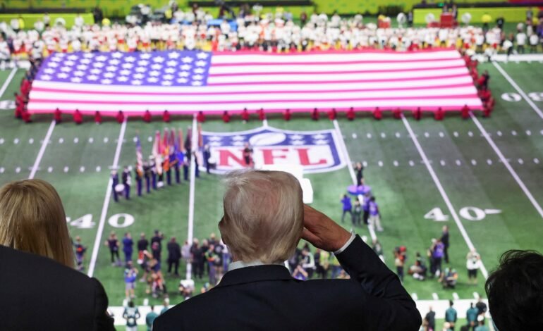 A 60ª edição do Super Bowl acontece neste domingo (8)