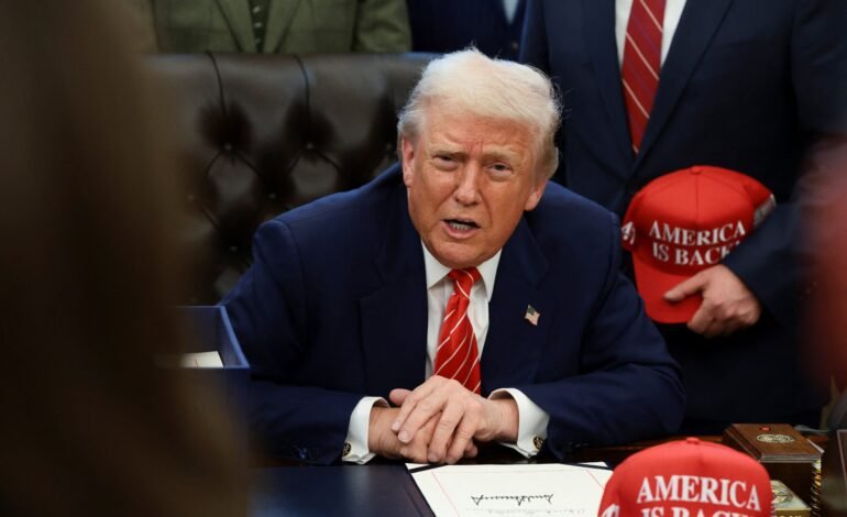 O governo de Donald Trump finalizou nesta quinta-feira