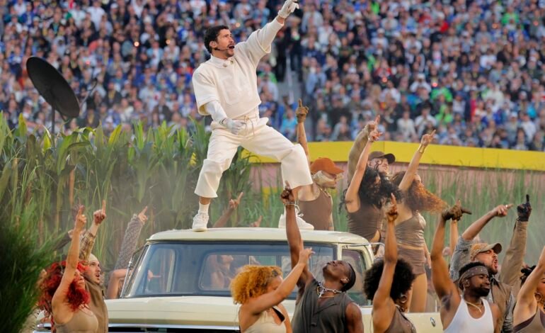 O cantor porto-riquenho Bad Bunny realizou uma apresentação