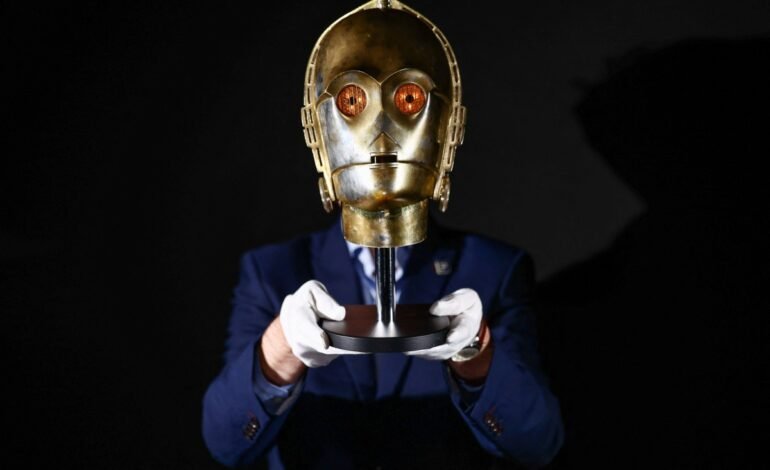 Mais de 1.500 objetos de filmes e séries, incluindo itens