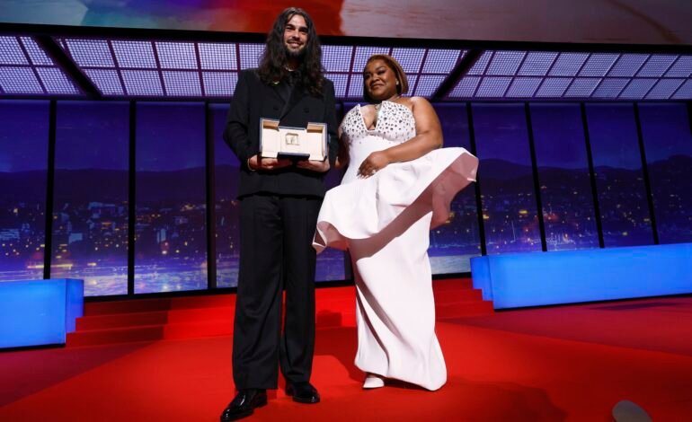 O diretor Oliver Laxe pediu desculpas após comentários