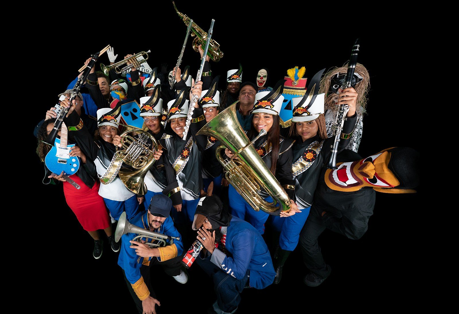 A banda BaianaSystem lançou na quarta-feira (4) o