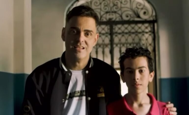 Ninoh, ex-vocalista do grupo Kasino, lançou neste mês a músi