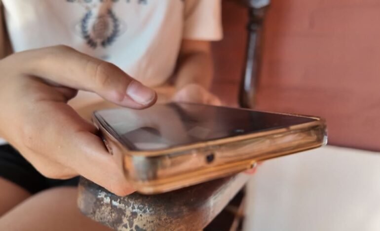 A Alemanha avalia proibir o uso de redes sociais para