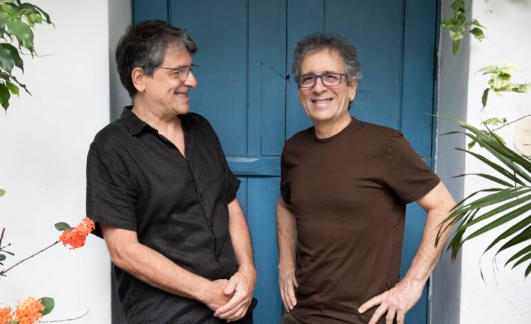 Os irmãos Chico e Mario Adnet lançam em março o