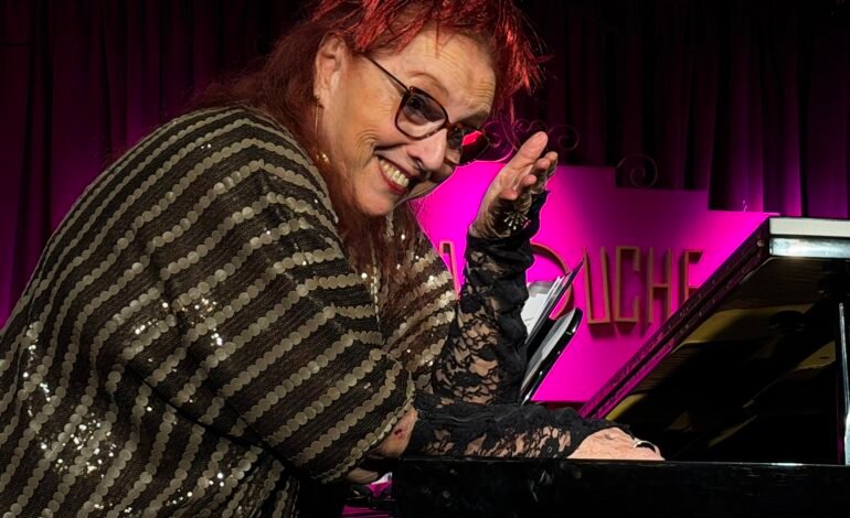 A cantora Cida Moreira reapresentou o show “Me