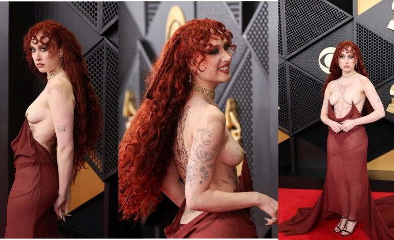 A cantora Chappell Roan usou uma prótese no