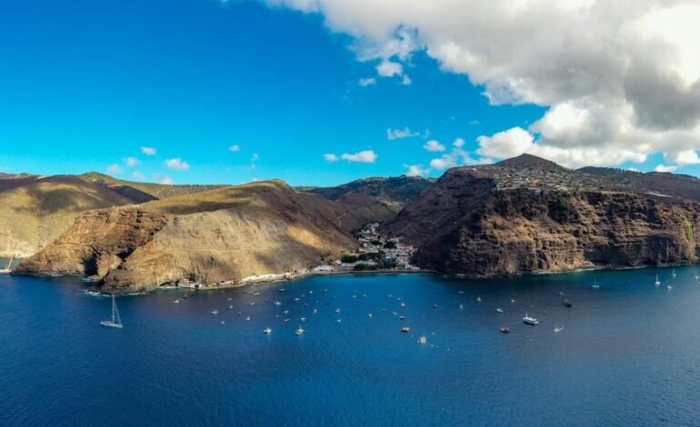 O único aeroporto da ilha de Santa Helena, território ultram