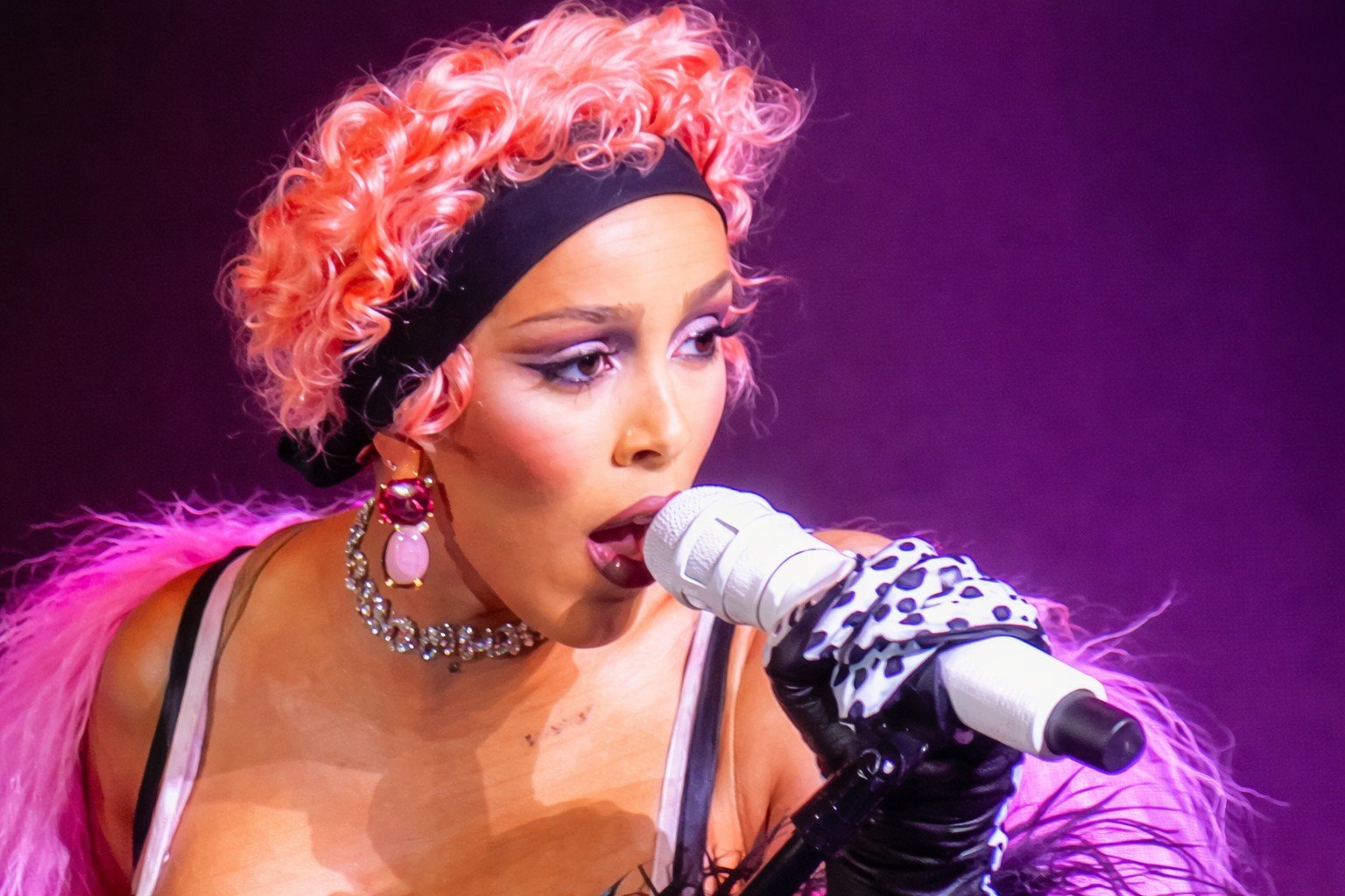 A cantora Doja Cat realizou show em São Paulo na