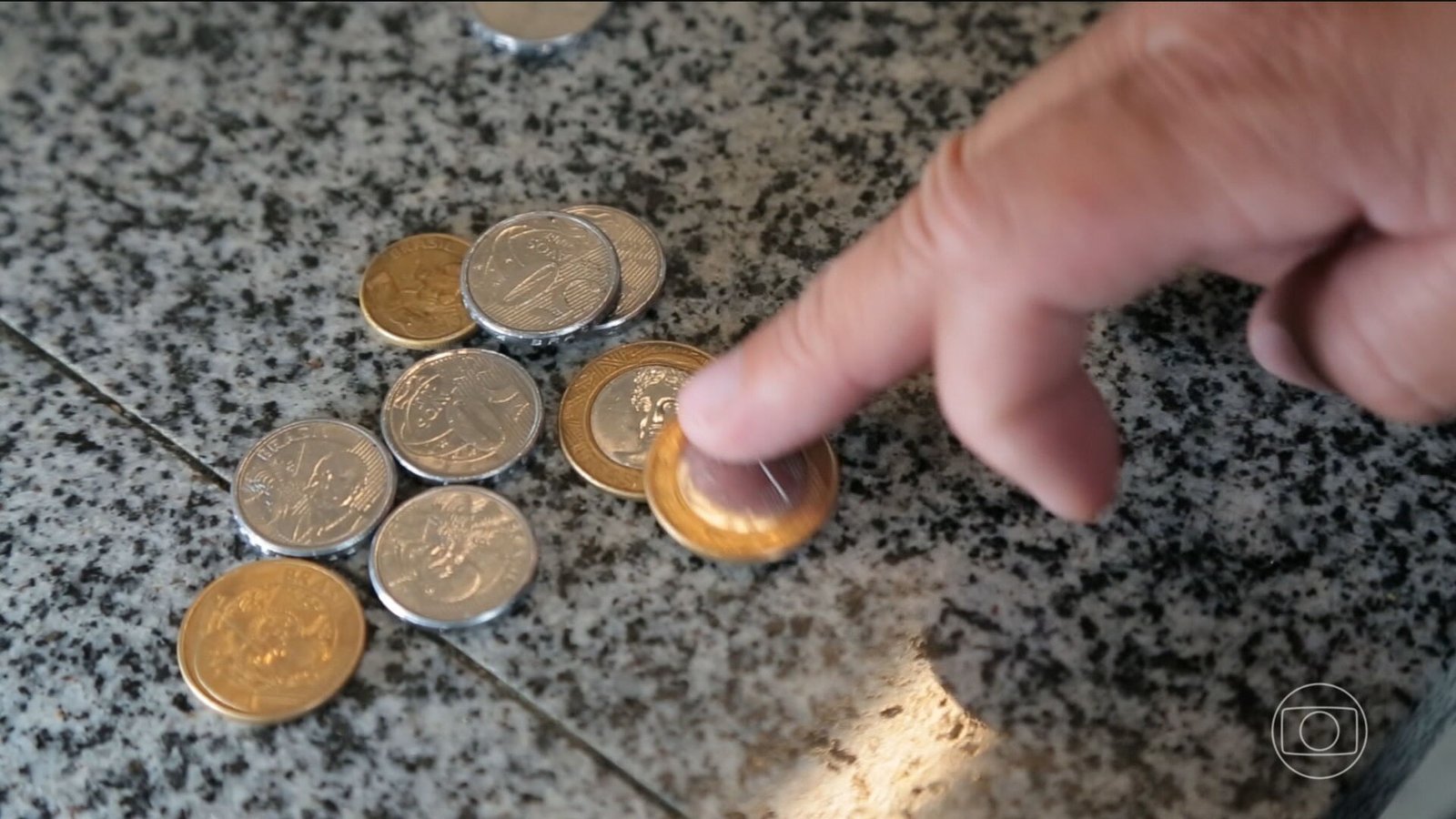 Renda cresce, mas inflação reduz o poder de compra dos