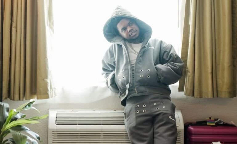 O rapper norte-americano Lil Poppa morreu nesta quarta-feira